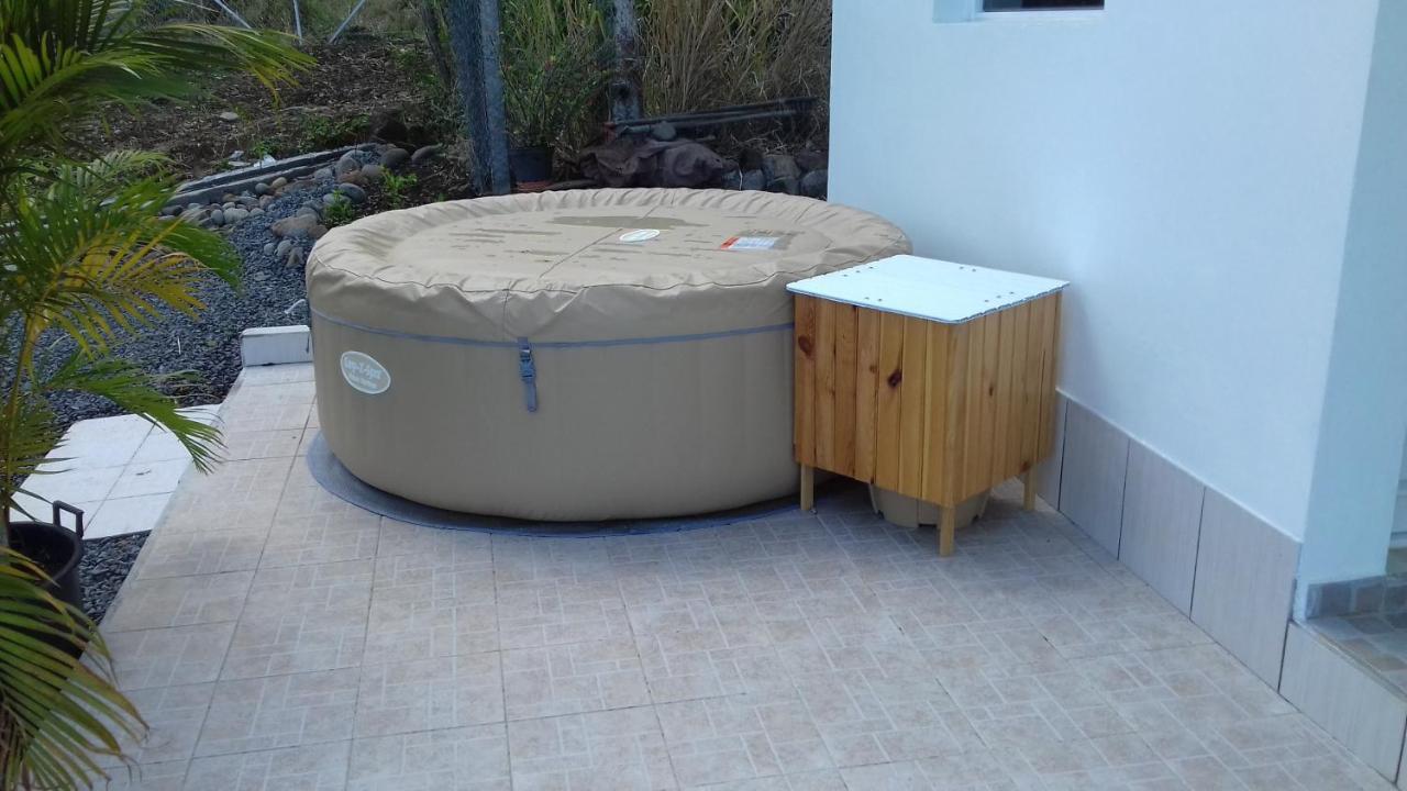 Bikamado Aparthotel Deshaies Luaran gambar