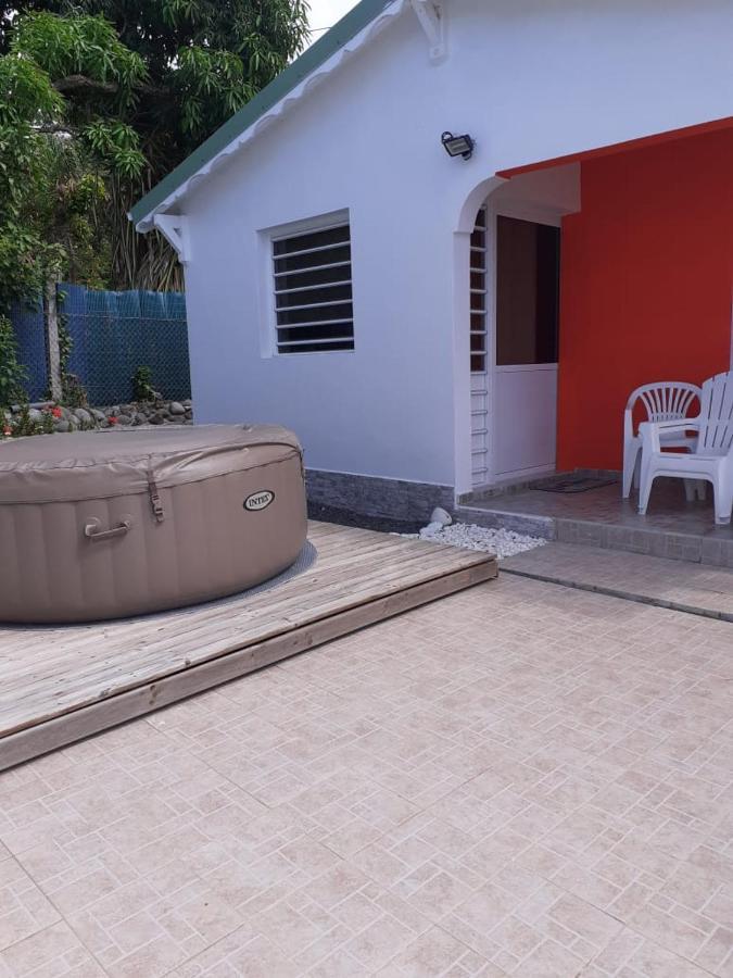 Bikamado Aparthotel Deshaies Luaran gambar